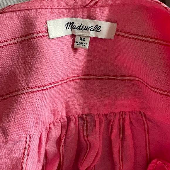 Pink linen top - Picture 2 of 2